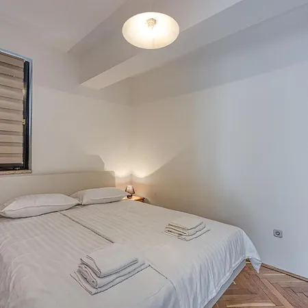 Punta B ゲストハウス ポレッチ